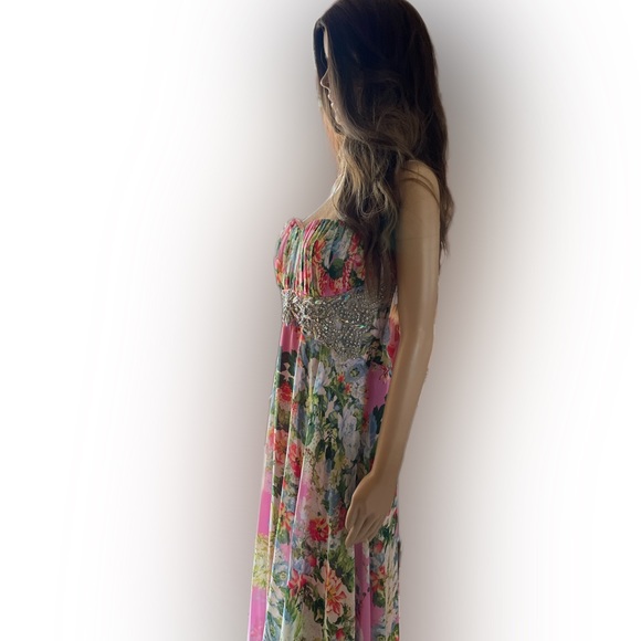 City Triangles Women's Strapless Embellished Formal Foral Dress Size 13 - Picture 9 of 14
